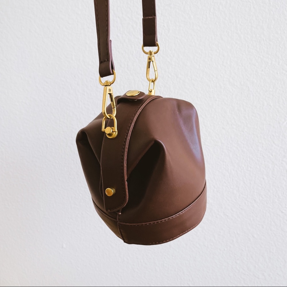 Structured Clasp Crossbody Bag
